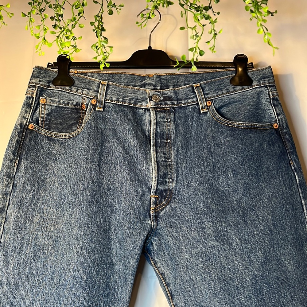 Levi’s 501, 36 36 - Picture 4 of 12